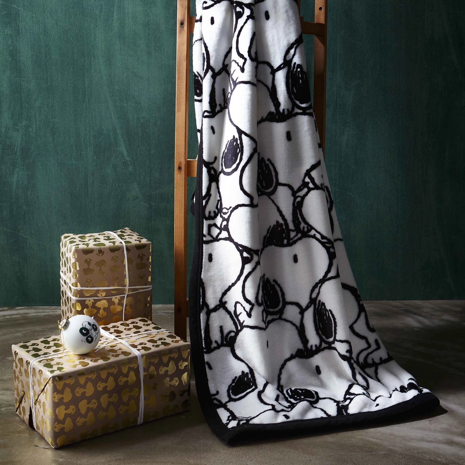 PEANUTS Decke Snoopy Allover B 130 X T 170cm 4 PEANUTS Decke Snoopy Allover B 130 X T 170cm – Bild 4