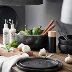 KARLTON BROS. Ölflasche 240ml -Bestes Möbelhaus Geschäft 10219760 3