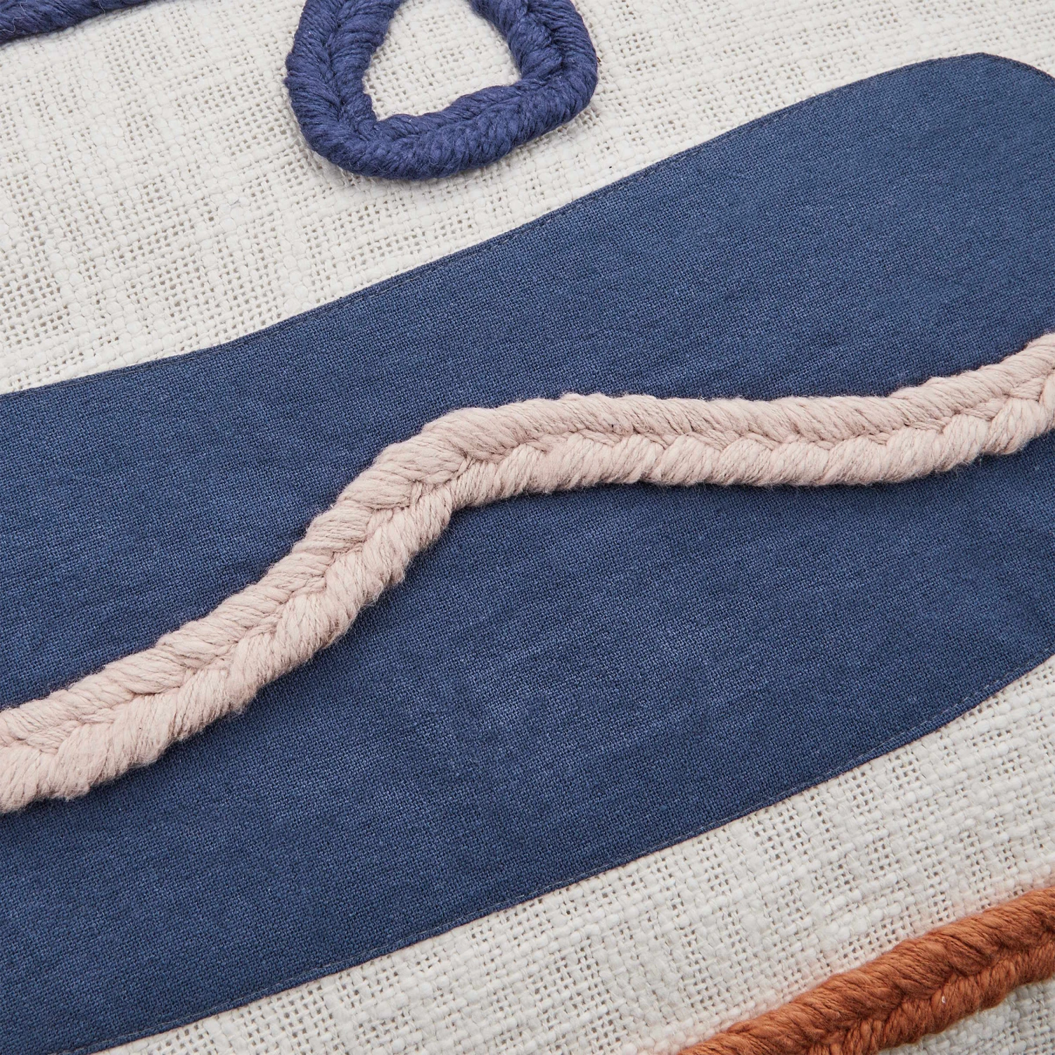 ABSTRACT Kissen L 40 X B 60cm 4 ABSTRACT Kissen L 40 X B 60cm – Bild 4