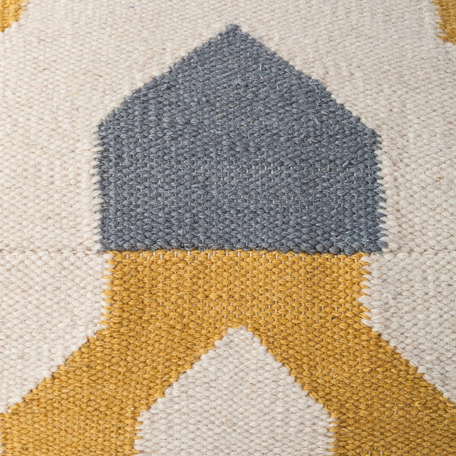 RAPOSA Pouf 5 RAPOSA Pouf – Bild 5