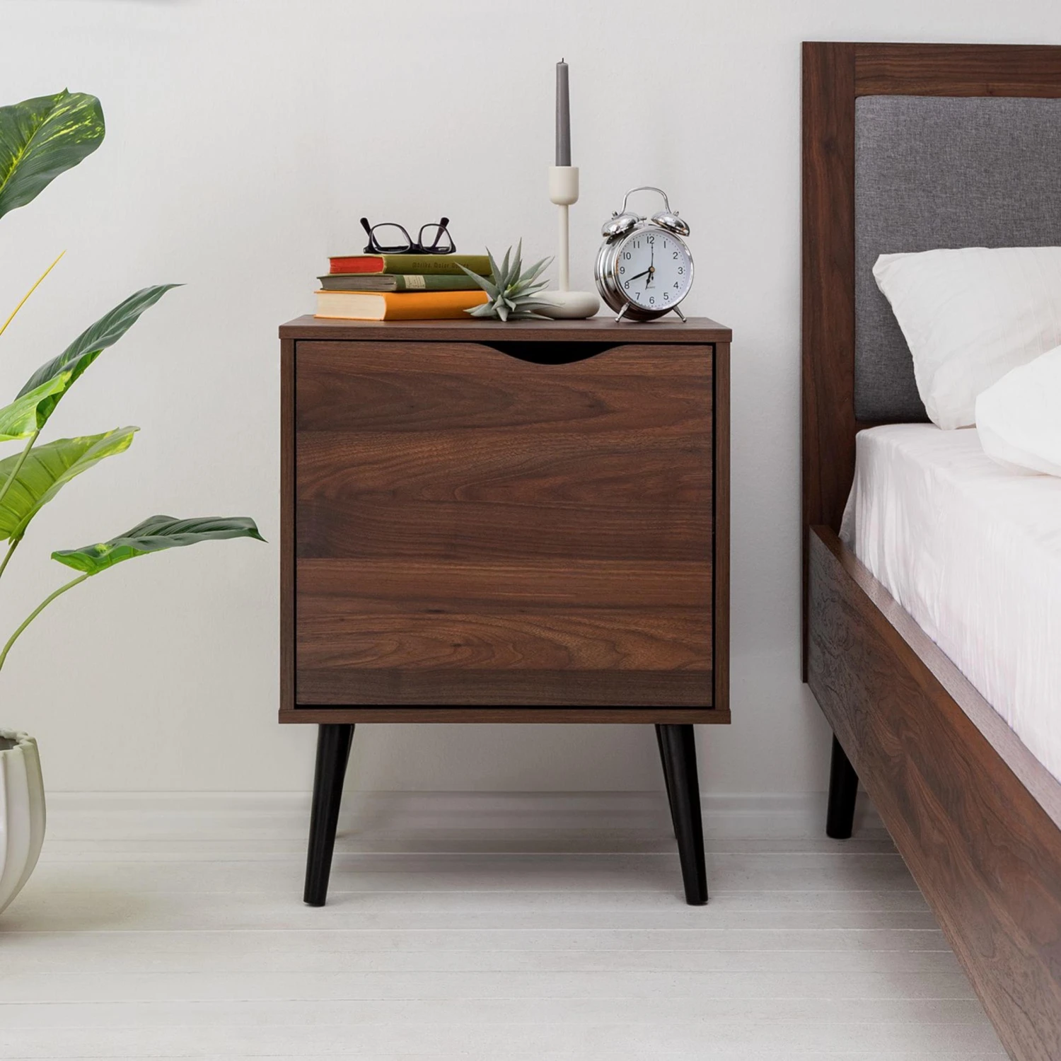 GJORA Nachtkommode 2 GJORA Nachtkommode – Bild 2