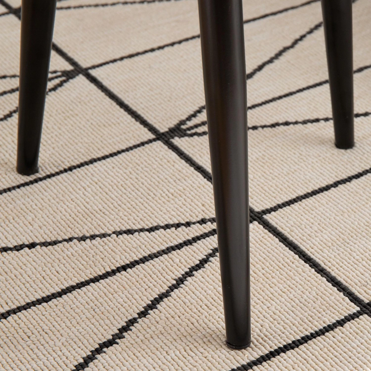 KITT Beistelltisch 12 KITT Beistelltisch – Bild 12