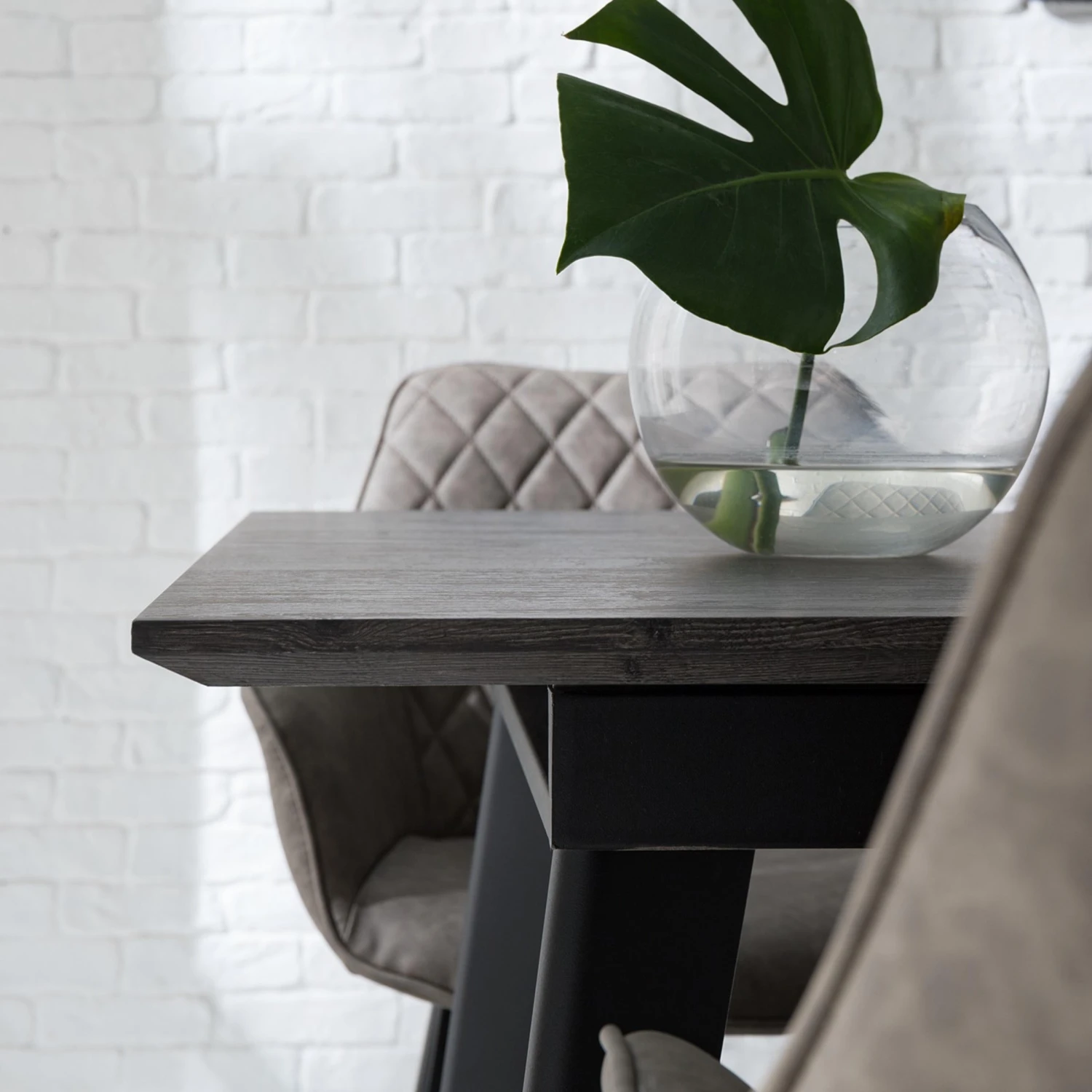 MANNFORD Esstisch 8 MANNFORD Esstisch – Bild 8